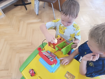 inbound8171316906008193638