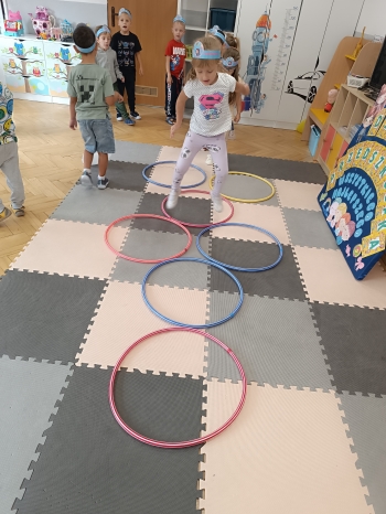 inbound7023352147232534205