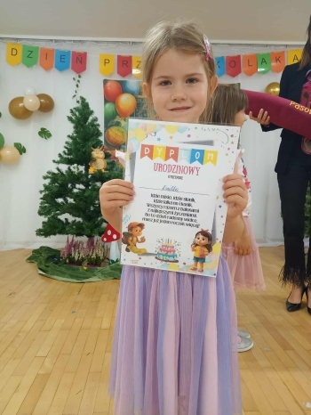 inbound8870580819163395878