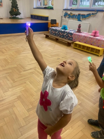 inbound1894838777885897896