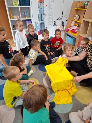 inbound4261643672366107415