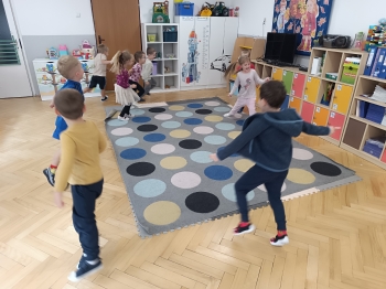 inbound8128932223711633397