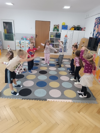 inbound4989877874341558600