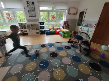 inbound6870575918612326356