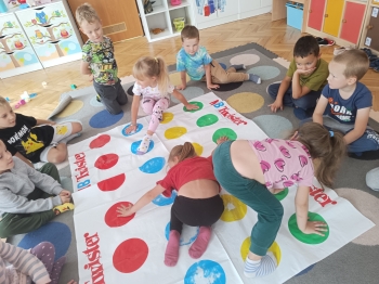 inbound437862766928705979