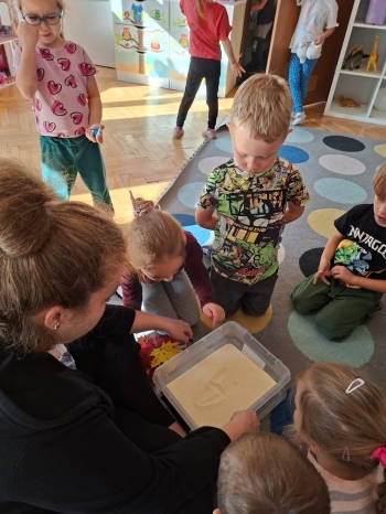 inbound8350730490716570926