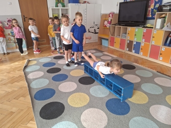 inbound6637542606009565792