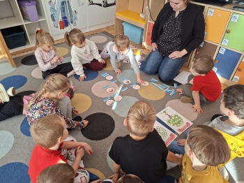 inbound8728539022036902821