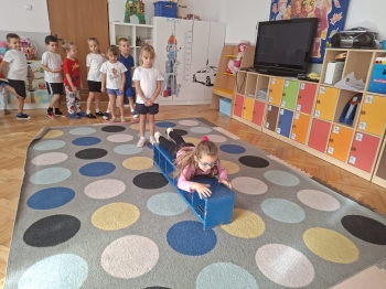 inbound6432075414874486392