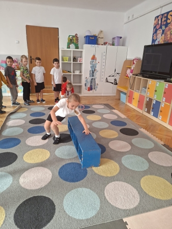 inbound264749345671013504