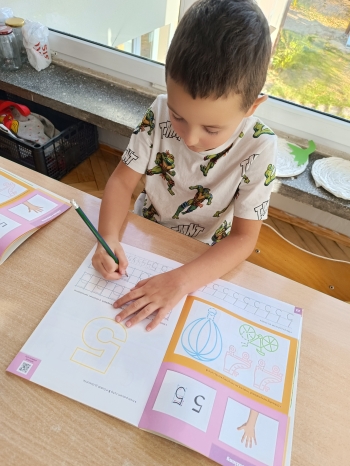 inbound1603800425234406134