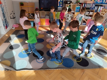 inbound875990780307285372