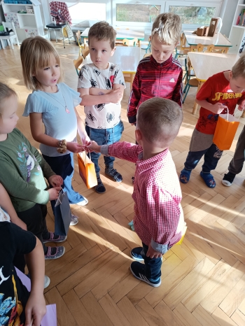 inbound7875405933481171915