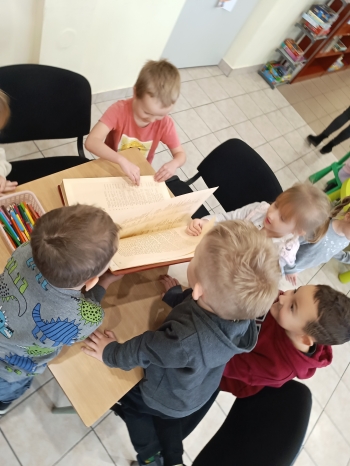 inbound7592913278681176845