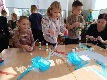 inbound6984687931250827264