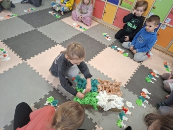 inbound9137425216830687191