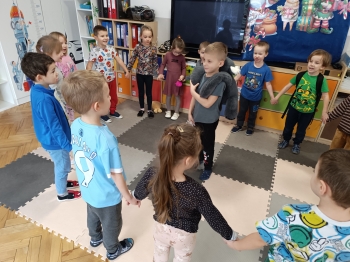 inbound3998340059931192389