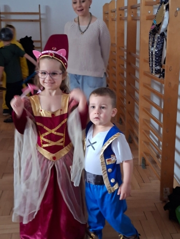 inbound2030905794883947955