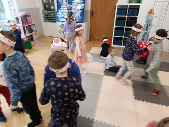 inbound9074187678957014563