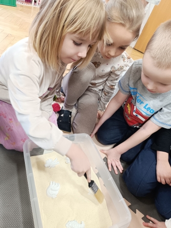 inbound5999423478474585696