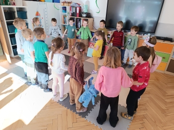 inbound2792382679511206416