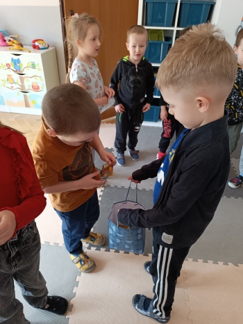 inbound7459178423313284394