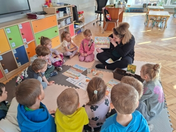 inbound7578913007151845216