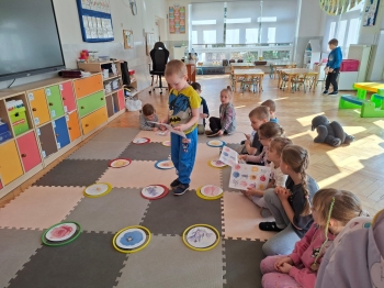 inbound5894159317693598085