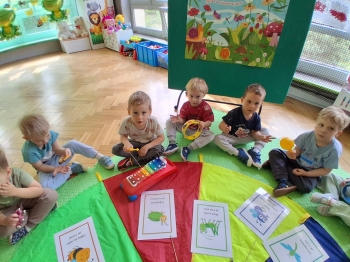 1 (18)