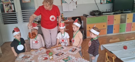 DZIEŃ JABŁKA W GRUPIE MALUSZKÓW :)