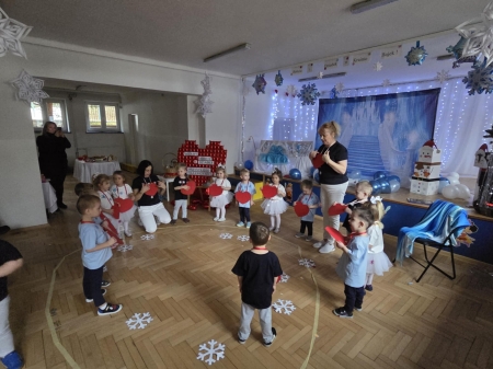 Wspomnienia  - Dzień Babci Dziadka w grupie maluszków 