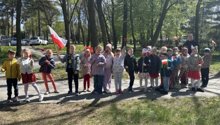 ,,MAJÓWKA U PSZCZÓŁEK''